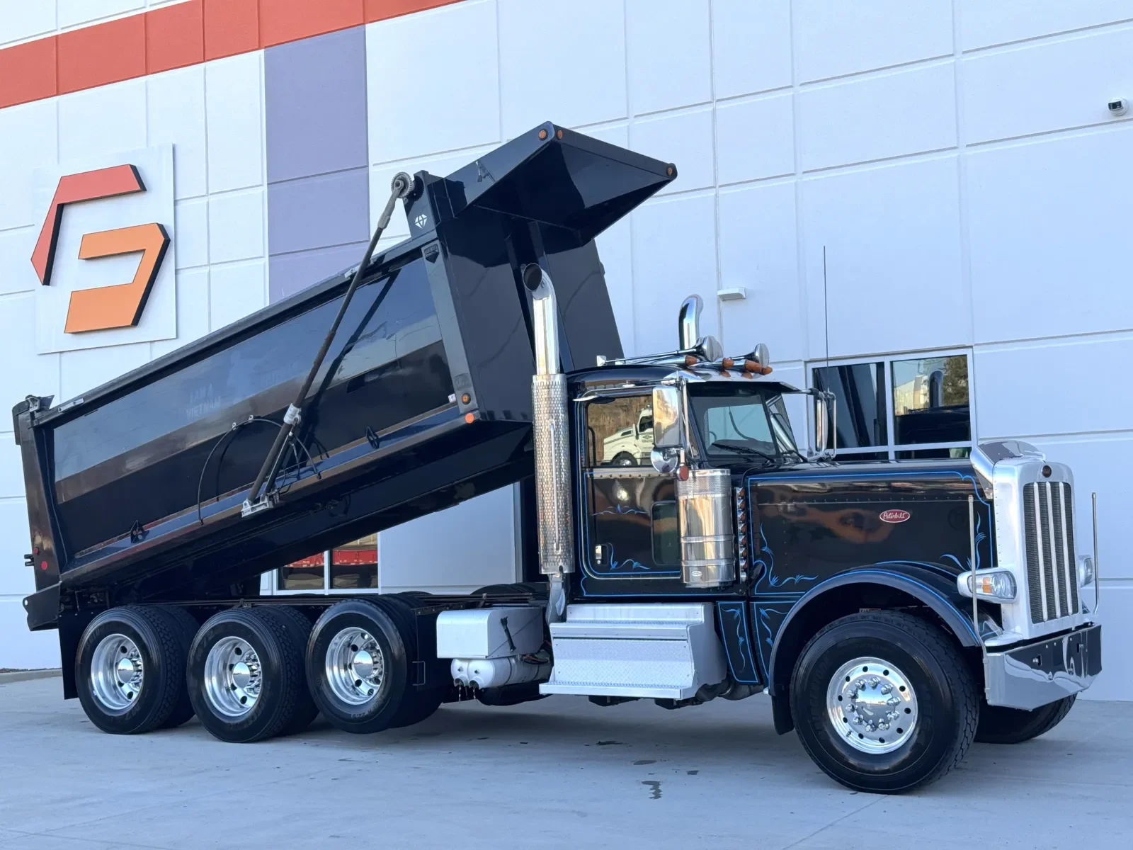 2022 Peterbilt 389 in Greer, SC