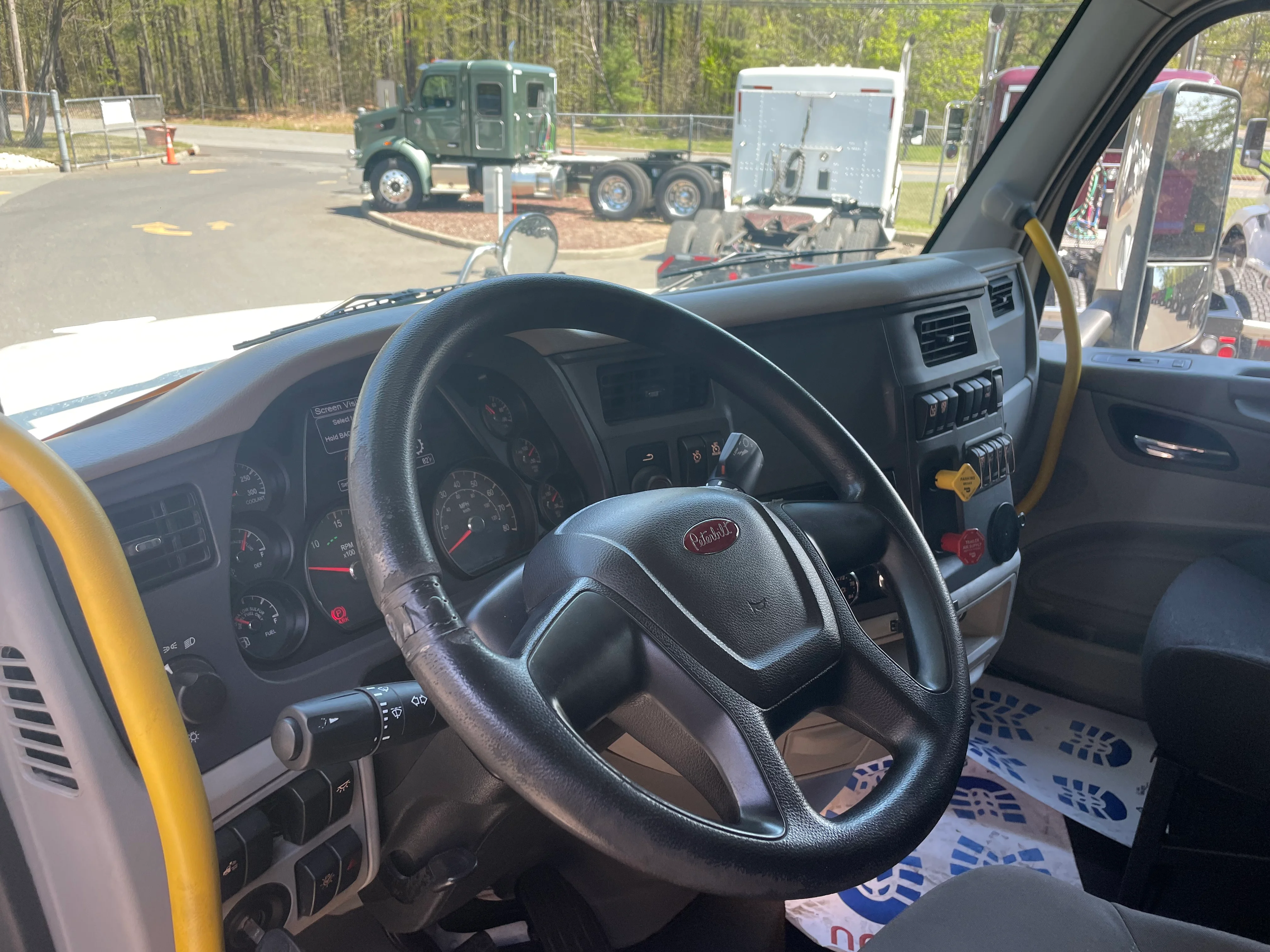 2022 Peterbilt 567 in Clarksburg, WV — photo 11