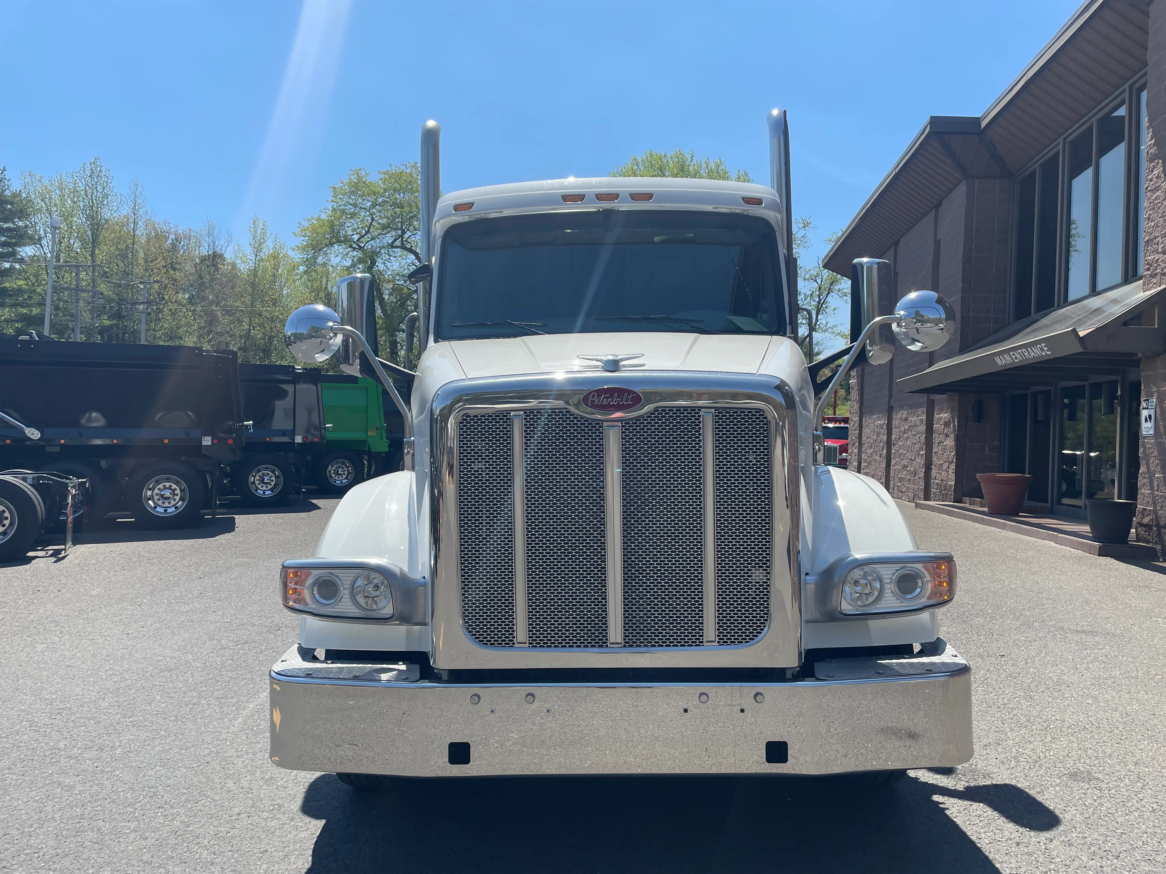 2022 Peterbilt 567 in Clarksburg, WV — photo 2