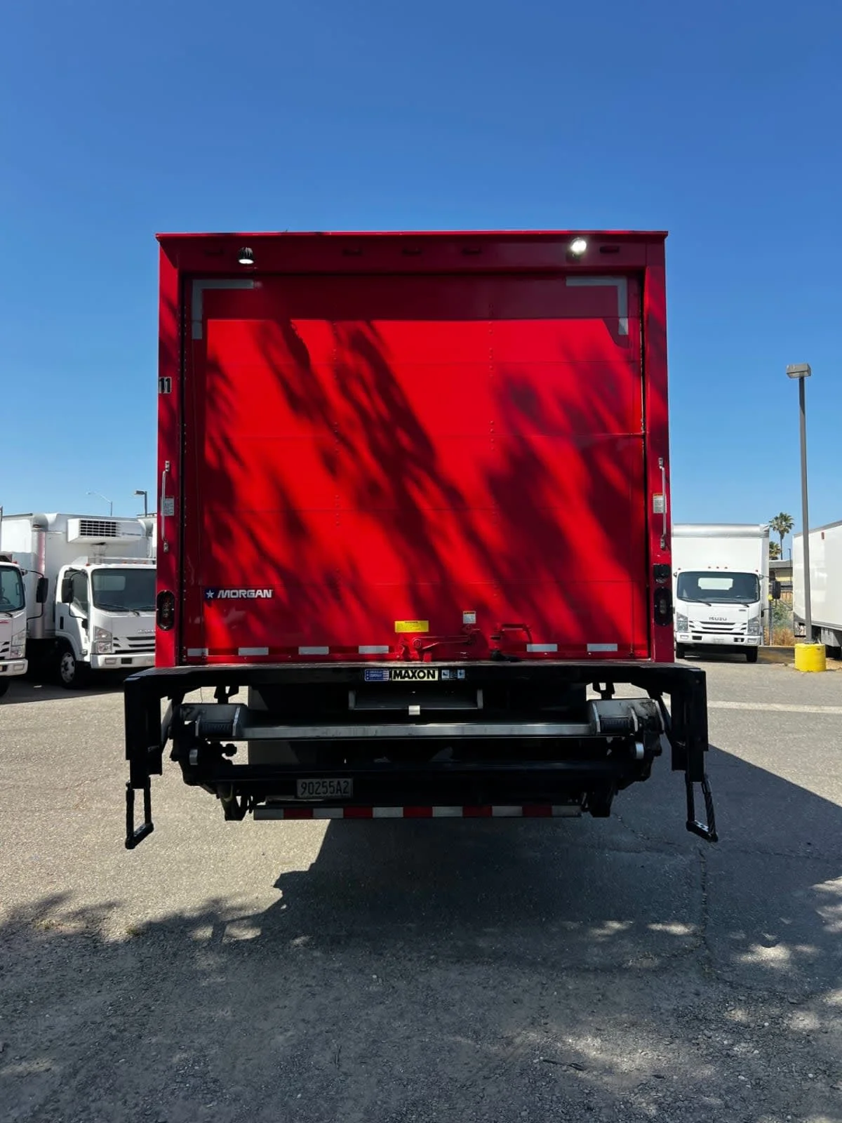 2017 Freightliner M2 106 - image 5