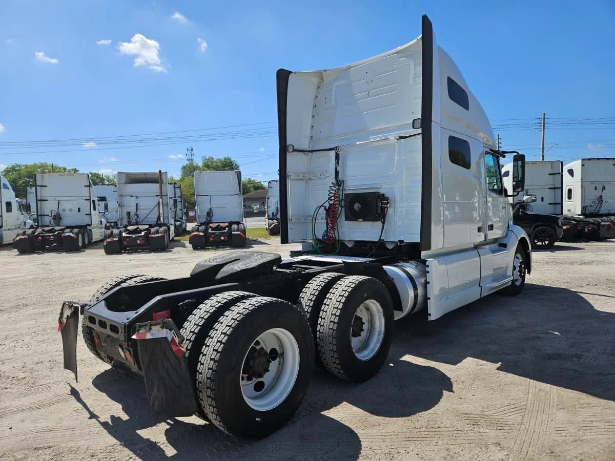 2020 Volvo in Orlando, FL — photo 4