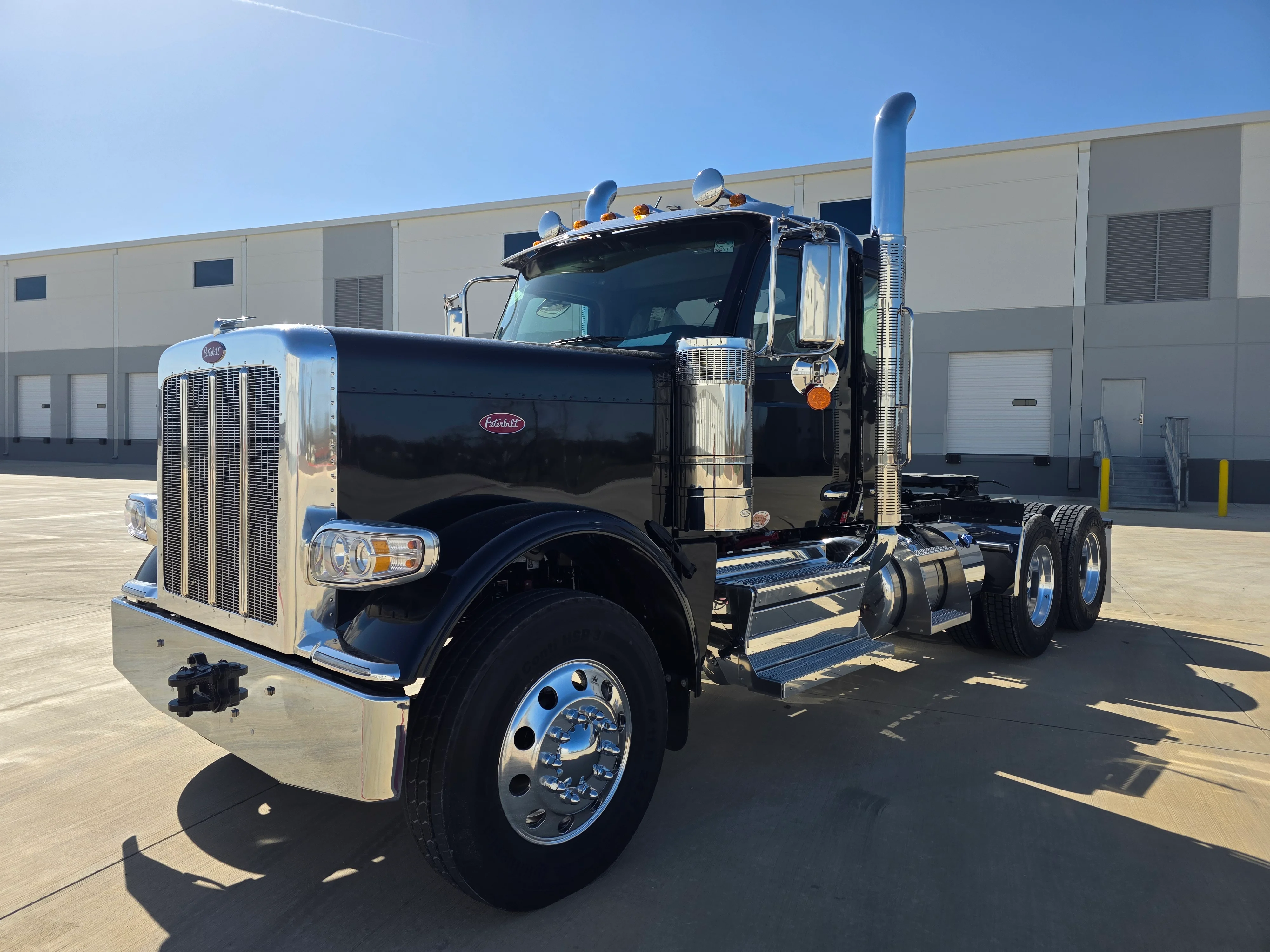 2027 Peterbilt 589 in Tallahassee, FL