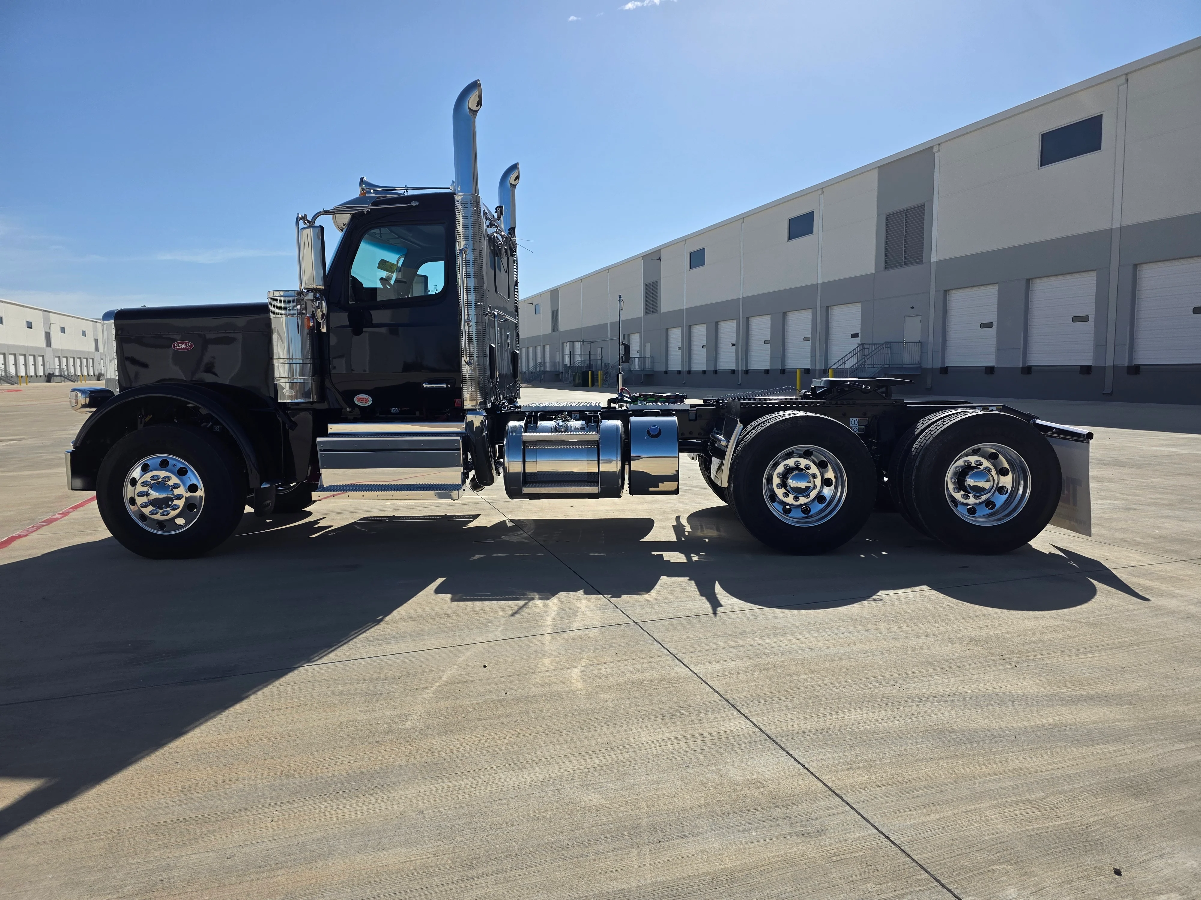 2027 Peterbilt 589 in Tallahassee, FL — photo 2