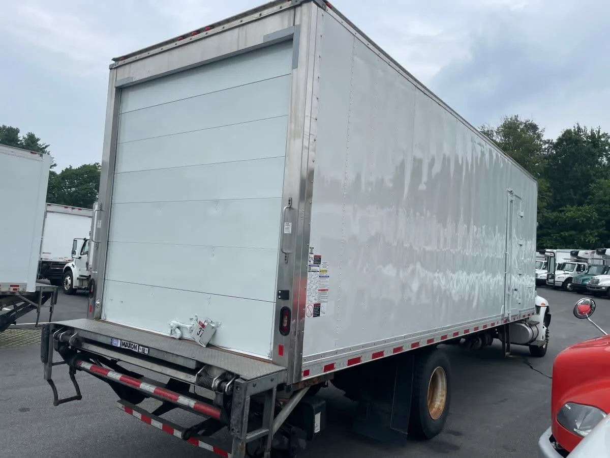 2019 International 4300 in Norwood, MA — photo 4