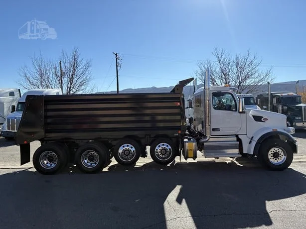 2027 Peterbilt 567 - image 7