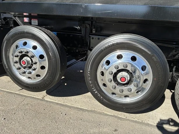 2027 Peterbilt 567 - image 30