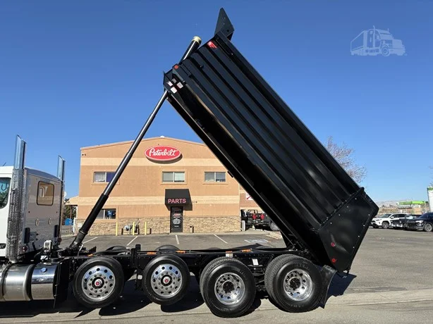 2027 Peterbilt 567 - image 49