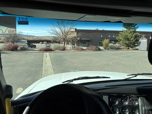 2027 Peterbilt 567 - image 18