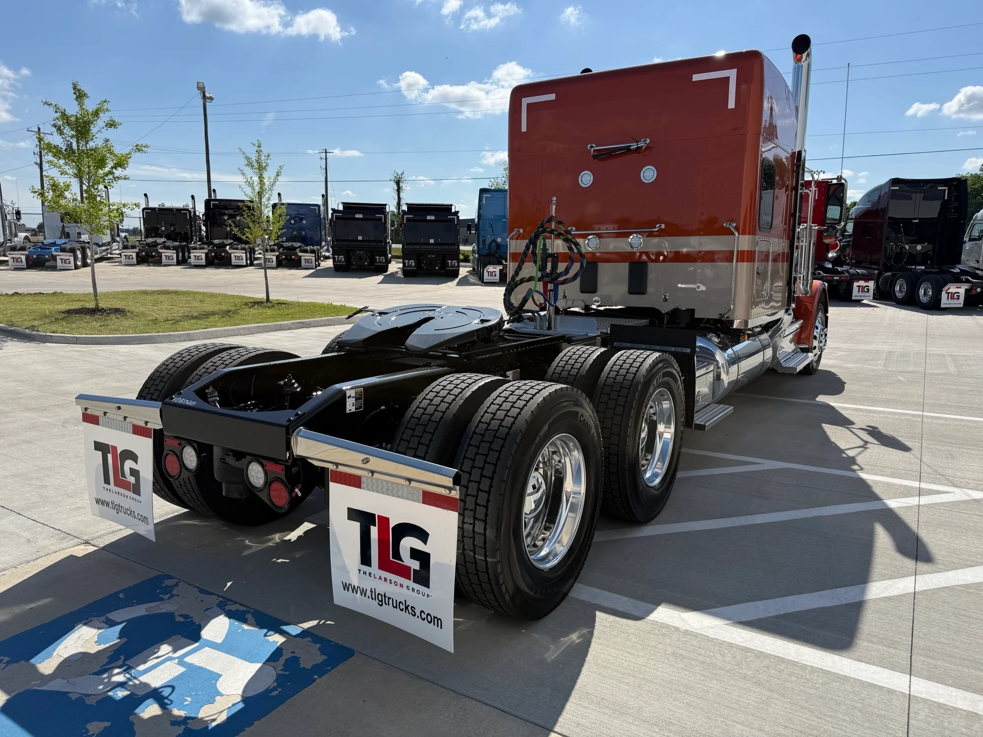 2027 Peterbilt 589 — photo 5