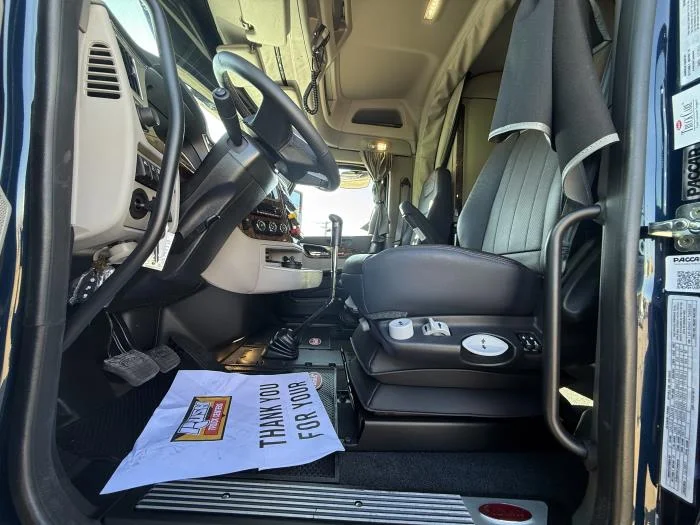 2026 Peterbilt 589 - image 35