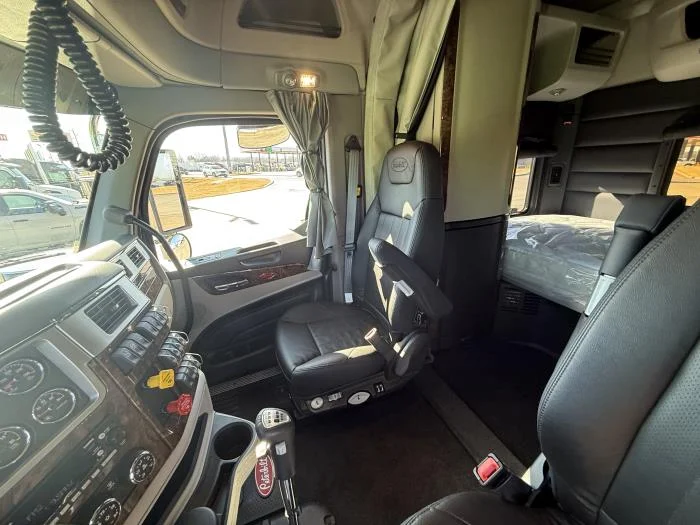 2026 Peterbilt 589 - image 36