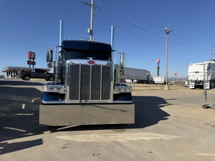 2026 Peterbilt 589 - image 15