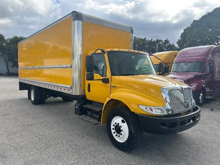 2021 International MV in Medley, FL