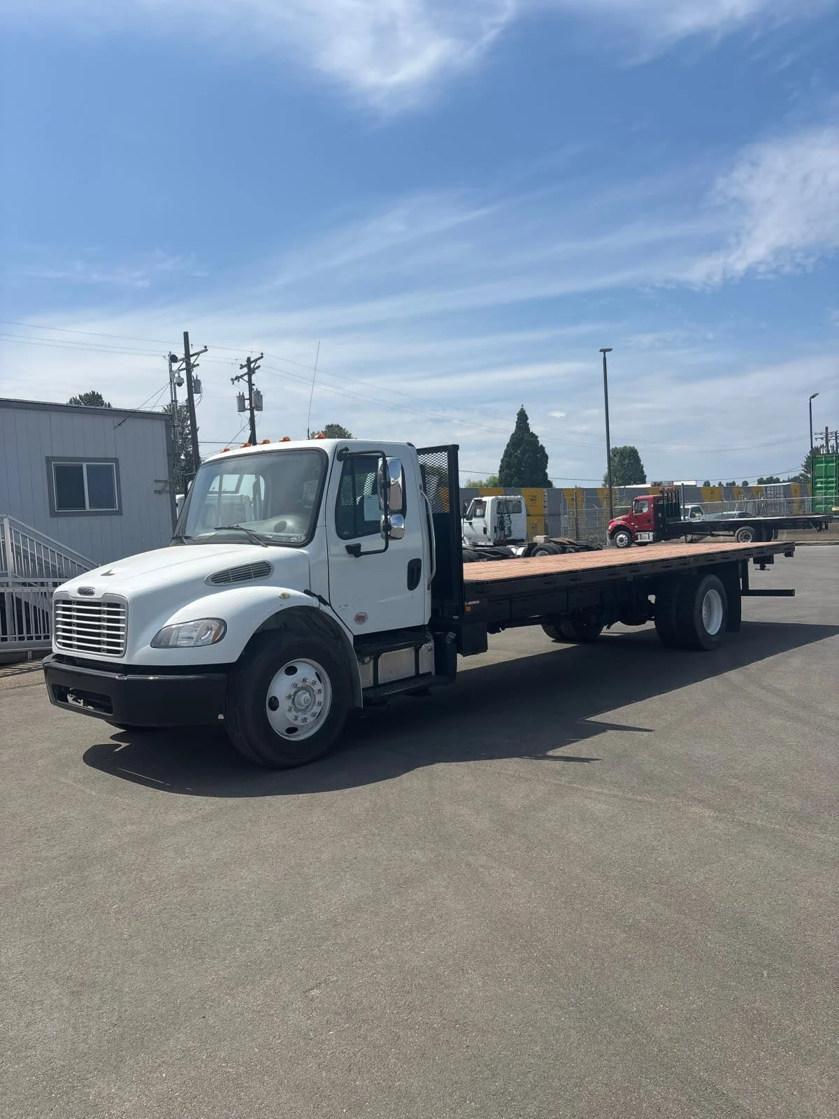 2017 Freightliner M2 106