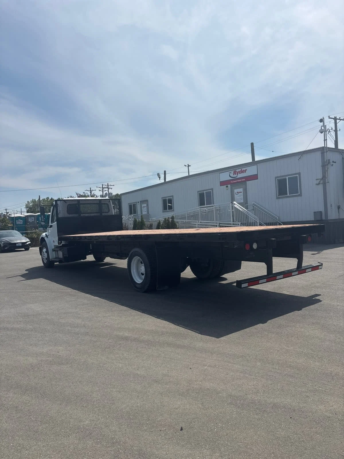 2017 Freightliner M2 106 in Tacoma, WA — photo 6
