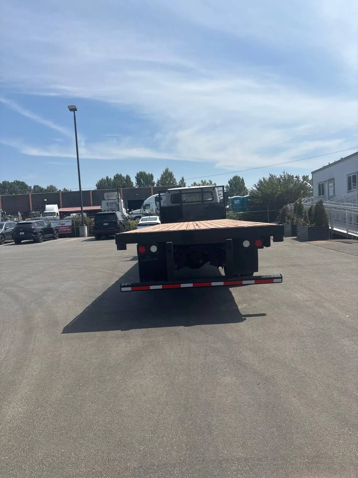 2017 Freightliner M2 106 in Tacoma, WA — photo 5
