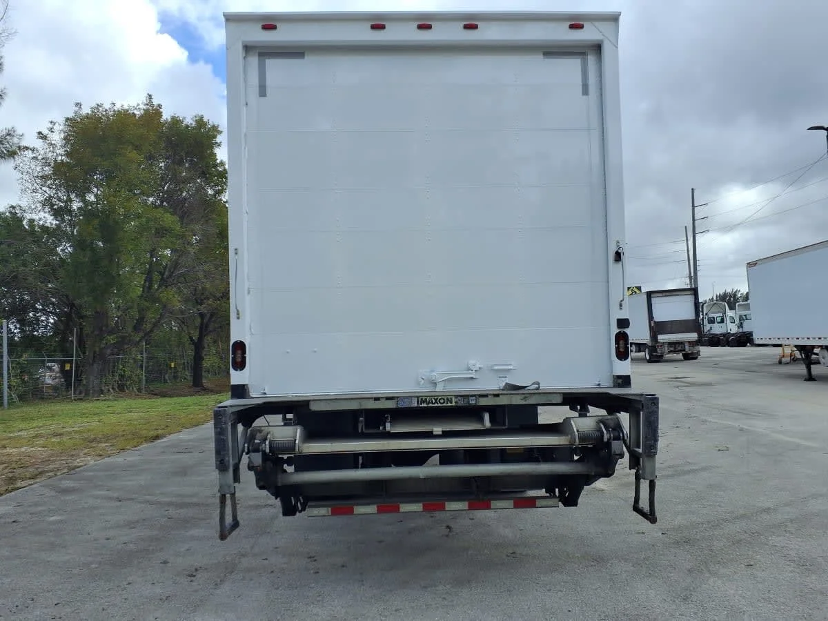 2018 International 4300 in Davie, FL — photo 5