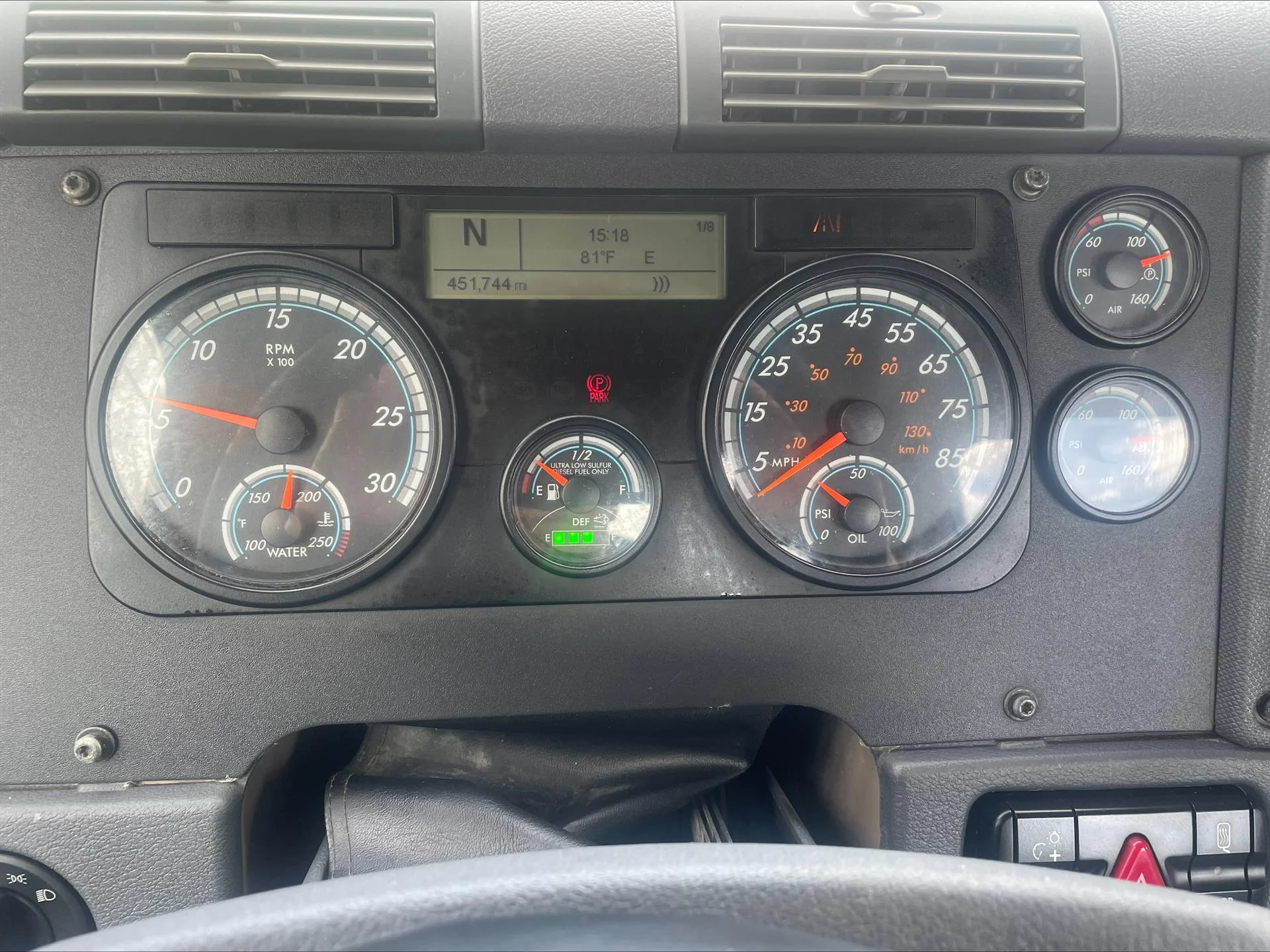 2020 Freightliner Cascadia in Sioux City, IA — photo 6