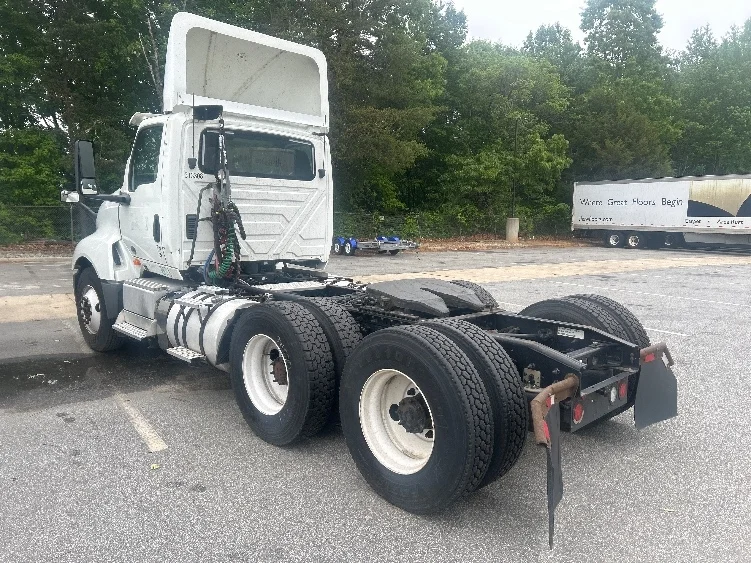 2018 International LT in Greensboro, NC — photo 5