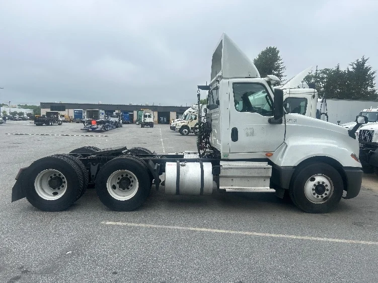 2018 International LT in Greensboro, NC — photo 8