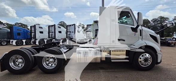 2027 Volvo VNR 640 in Richland, MS — photo 5