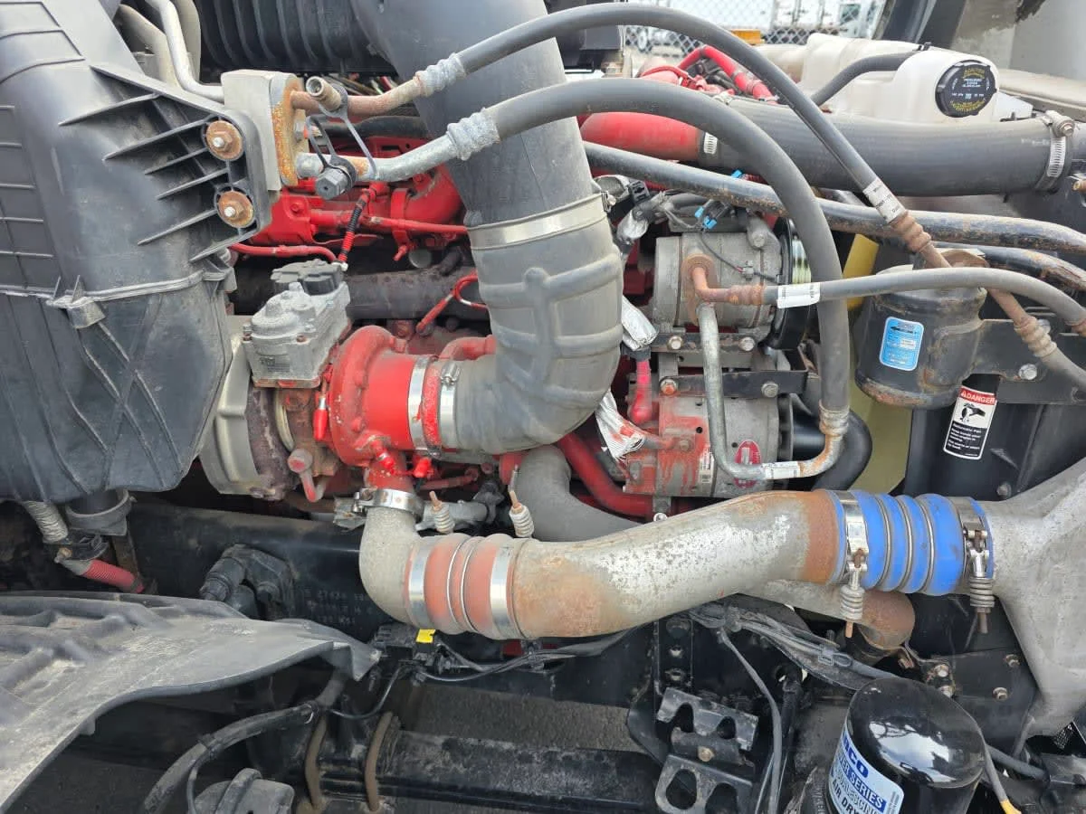 2022 Freightliner Cascadia in Bensalem, PA — photo 10