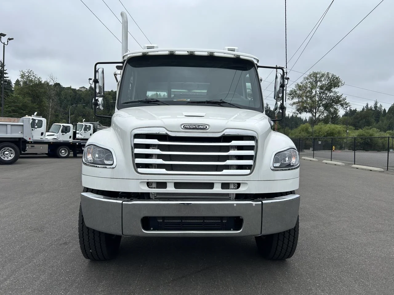 2025 Freightliner M2 106 in Pacific, WA — photo 2