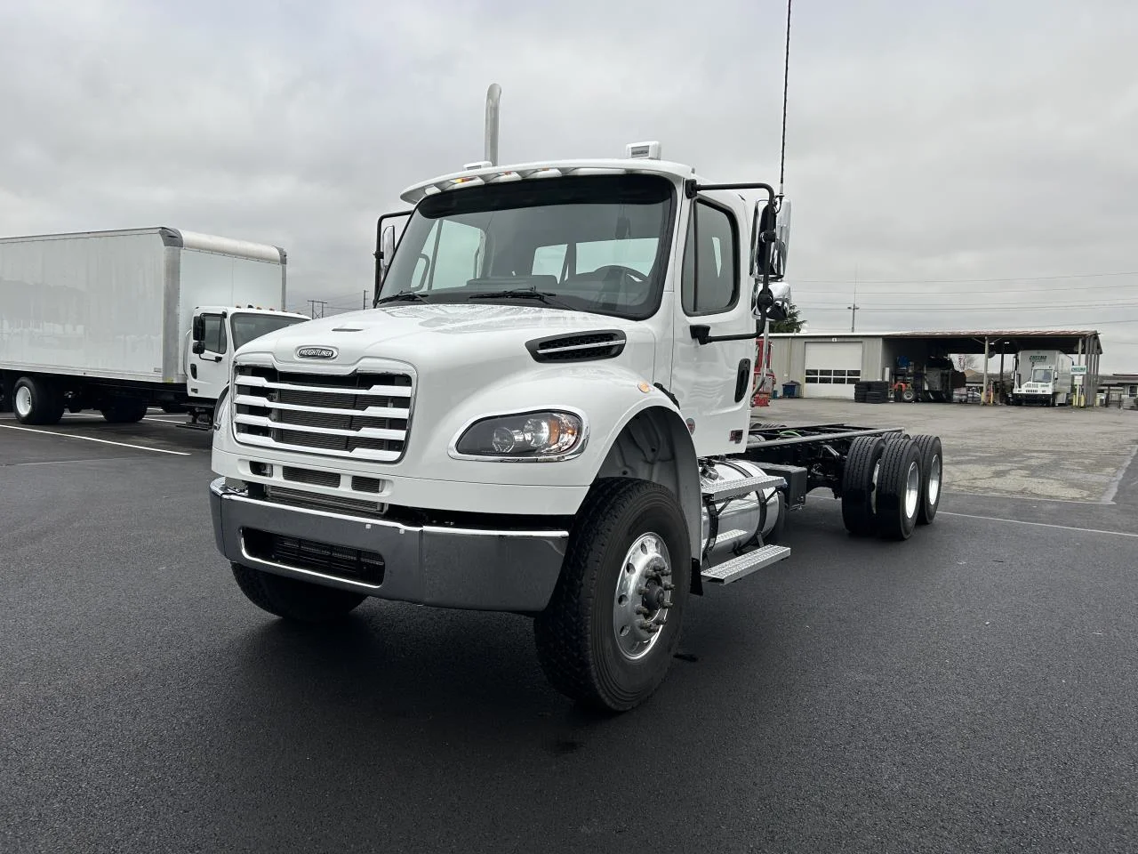 2025 Freightliner M2 106 in Pacific, WA