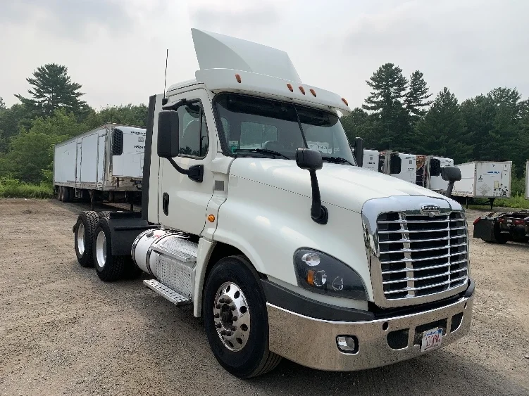 2019 Freightliner Cascadia in Franklin, MA