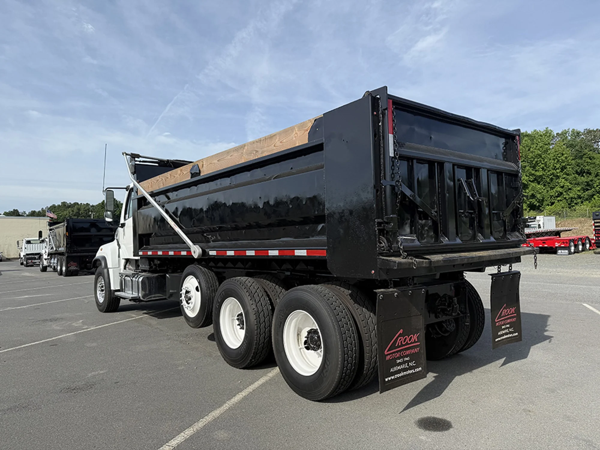 2015 Freightliner 114SD - image 6
