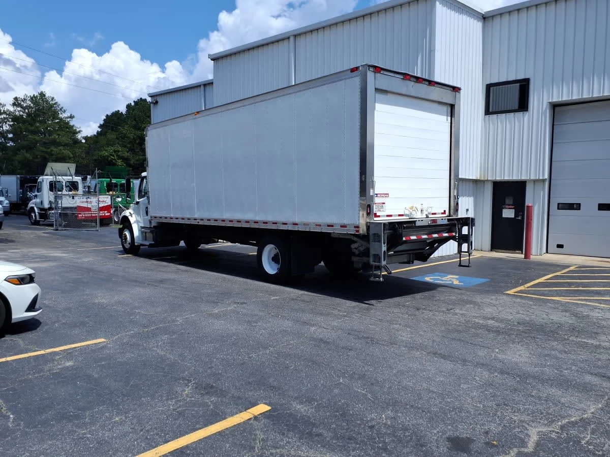 2020 Freightliner M2 106 in Doraville, GA — photo 6