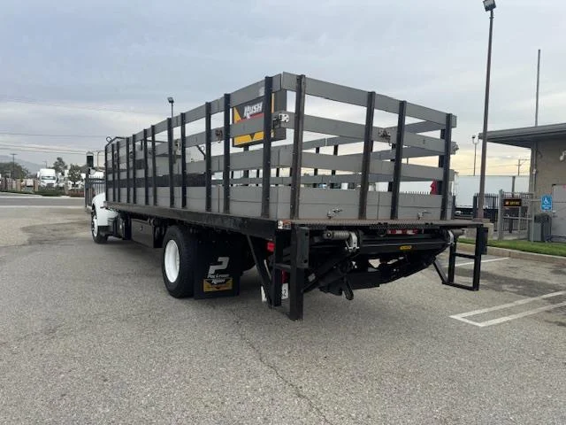 2020 Peterbilt - image 8