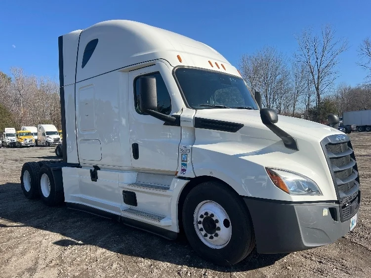2022 Freightliner Cascadia in Concord, NC