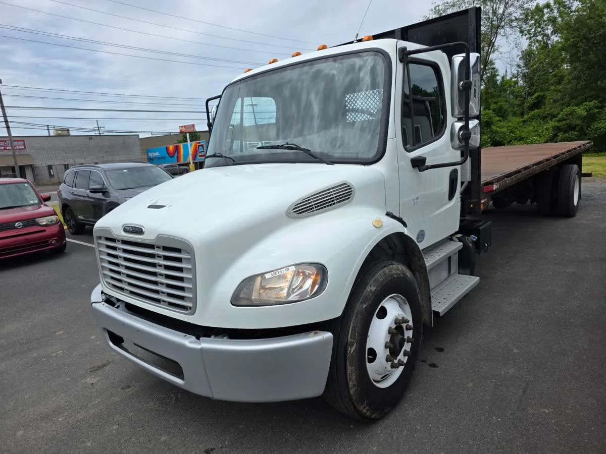 2016 Freightliner M2 106