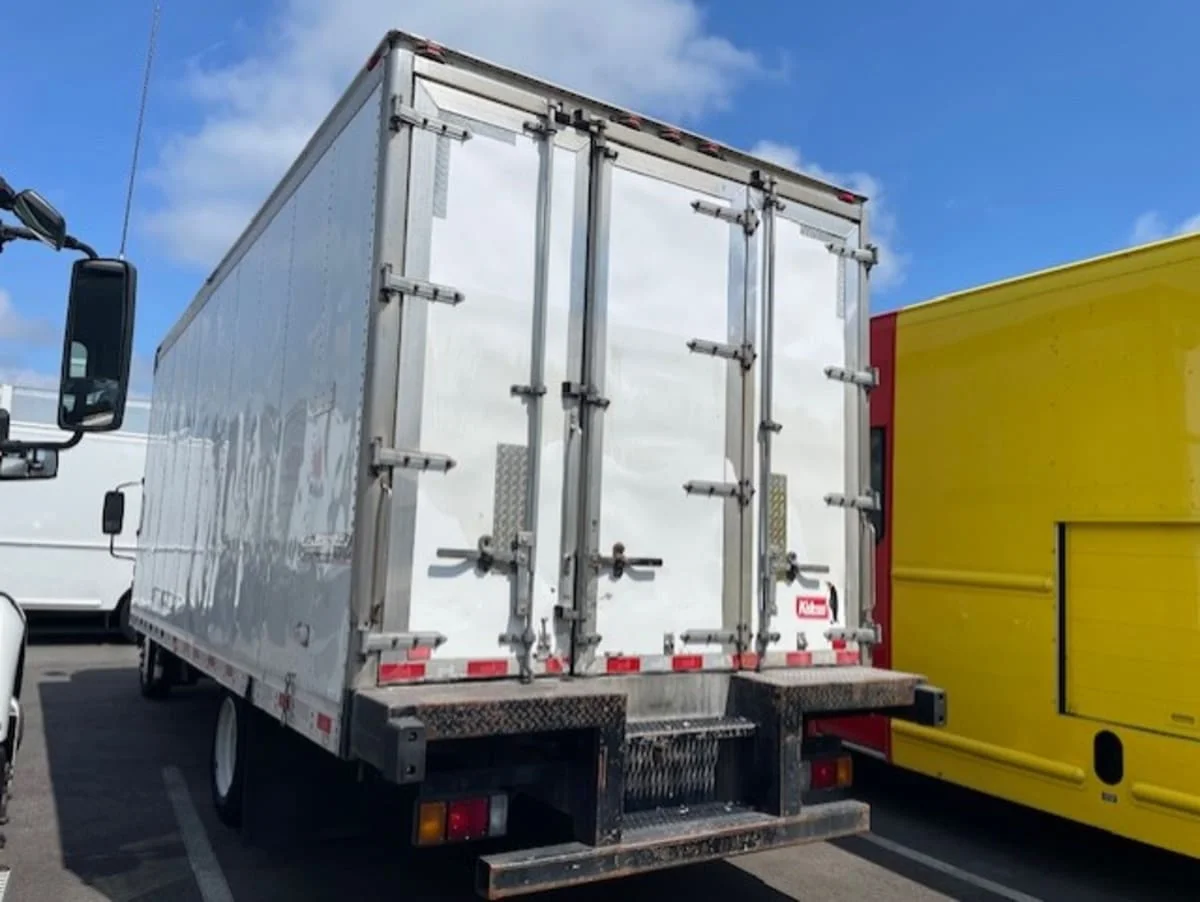 2019 Isuzu NQR in Farmingdale, NY — photo 6