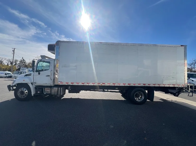 2021 Hino L6 - image 4