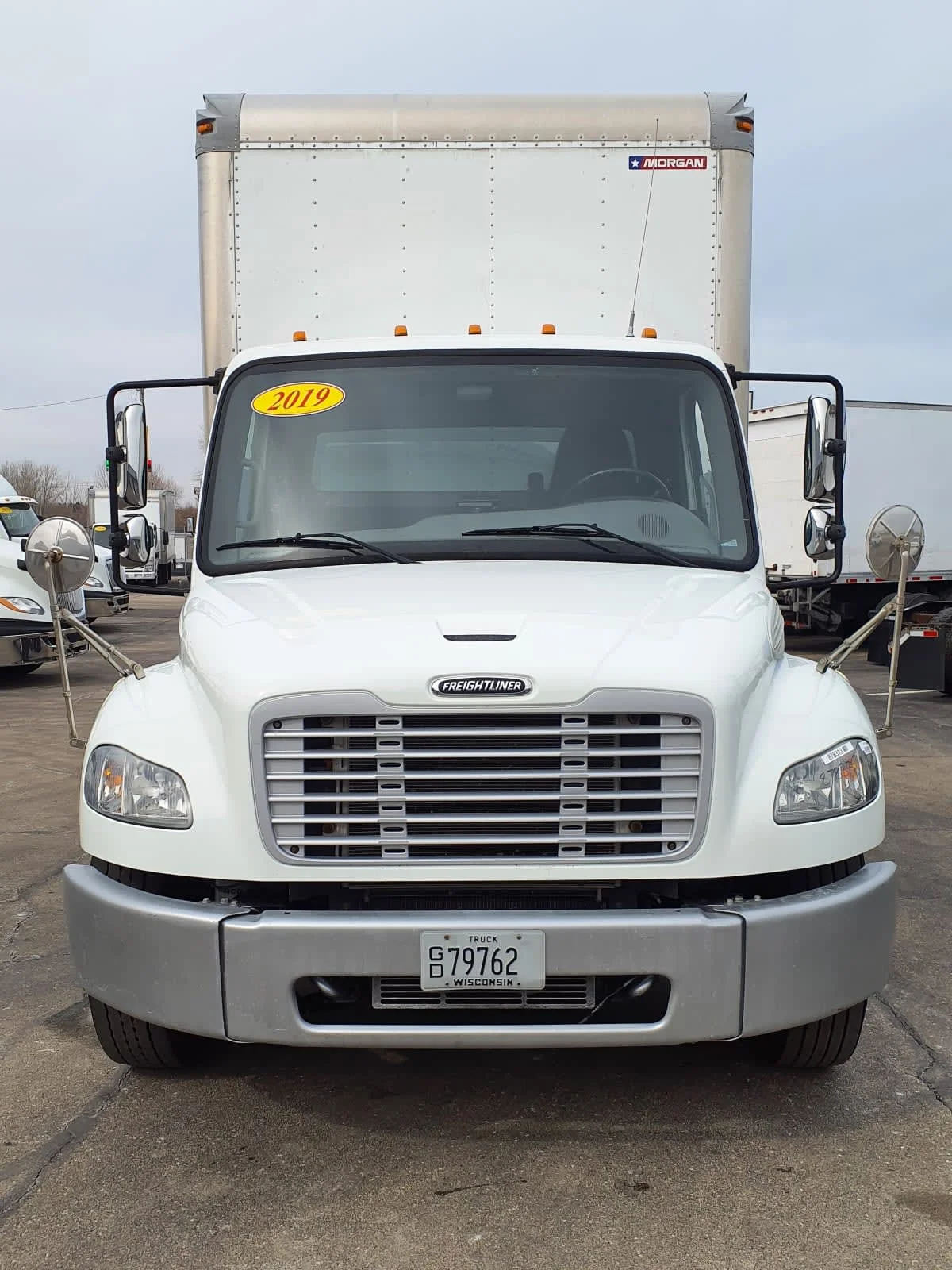 2019 Freightliner M2 106 - image 2