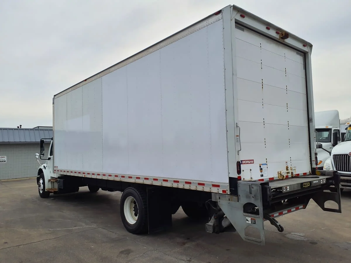 2019 Freightliner M2 106 - image 6