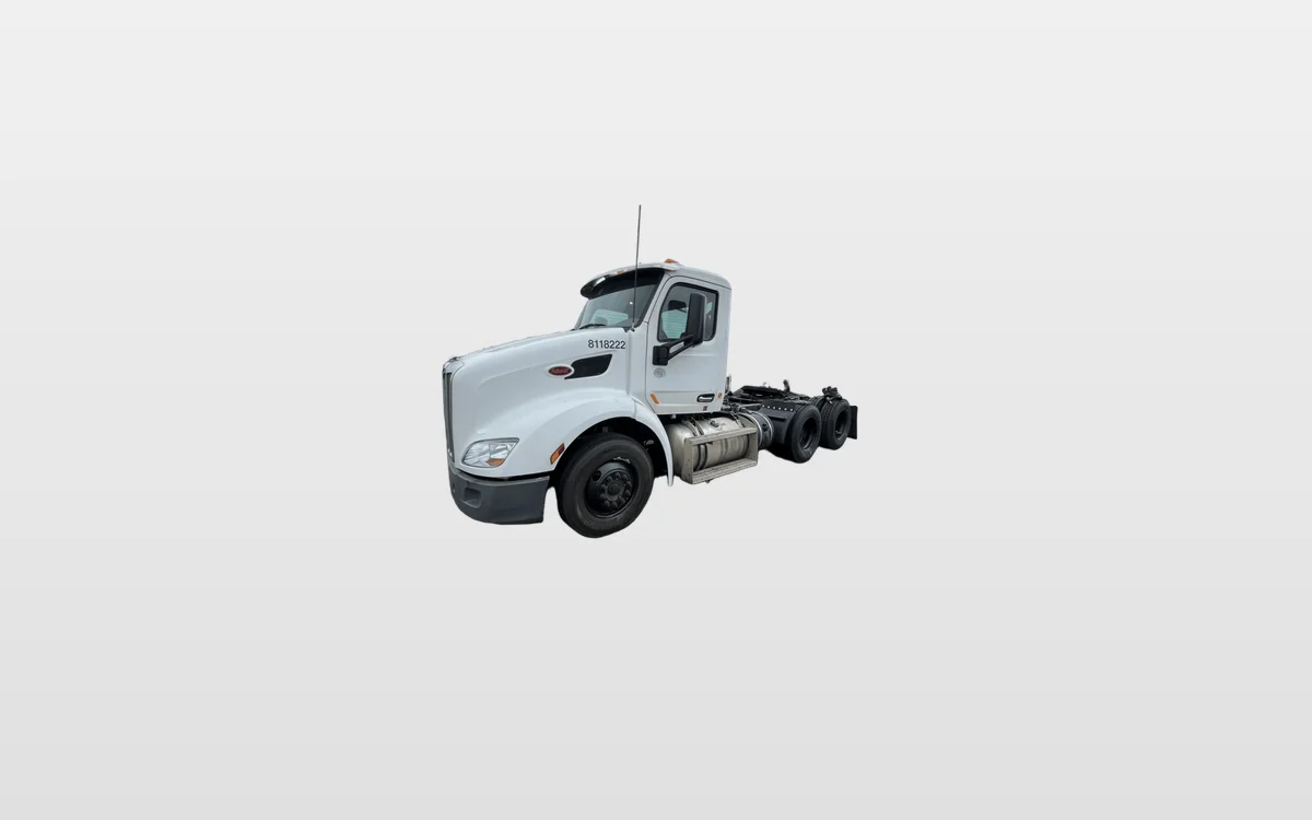 2018 Peterbilt - image 1