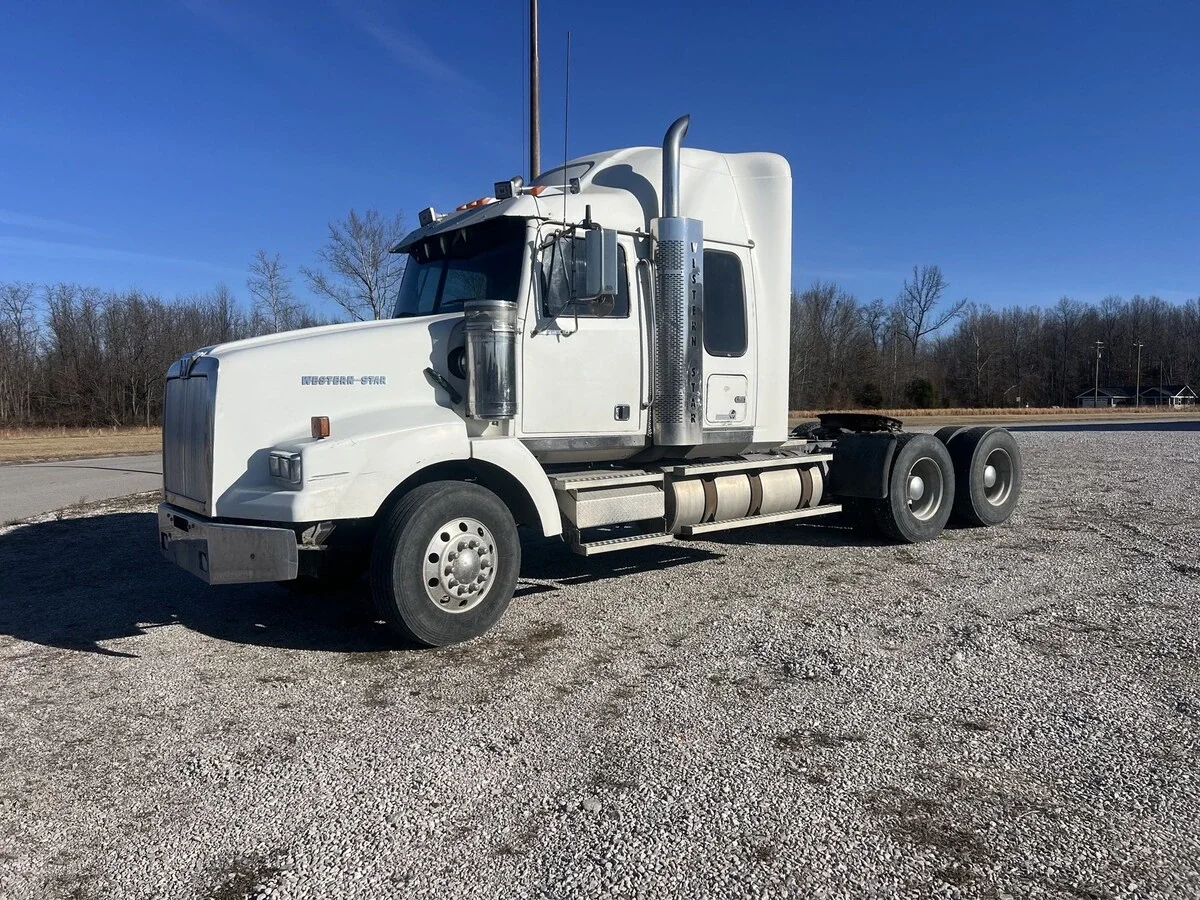 2007 Western Star 4900 in Austin, IN