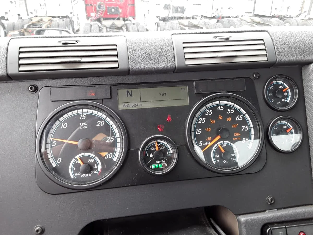 2018 Freightliner Cascadia in Allentown, PA — photo 9