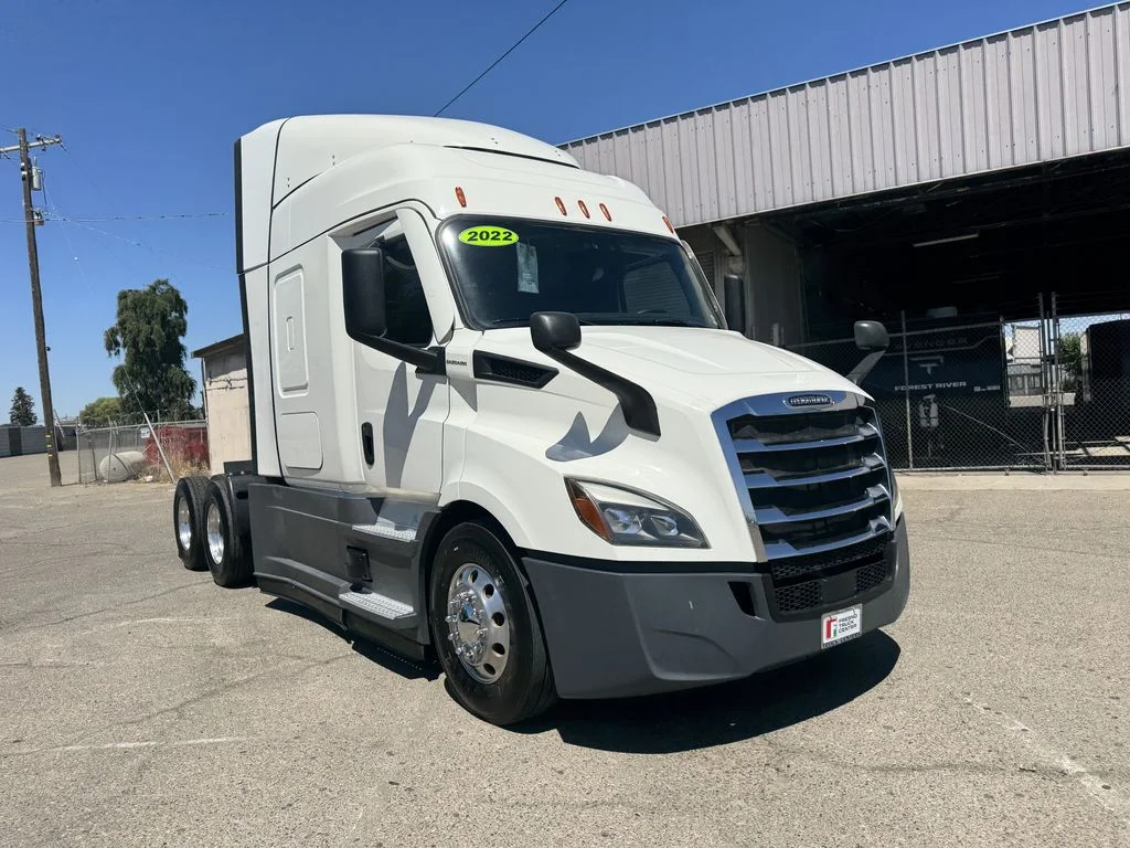 2022 Freightliner Cascadia