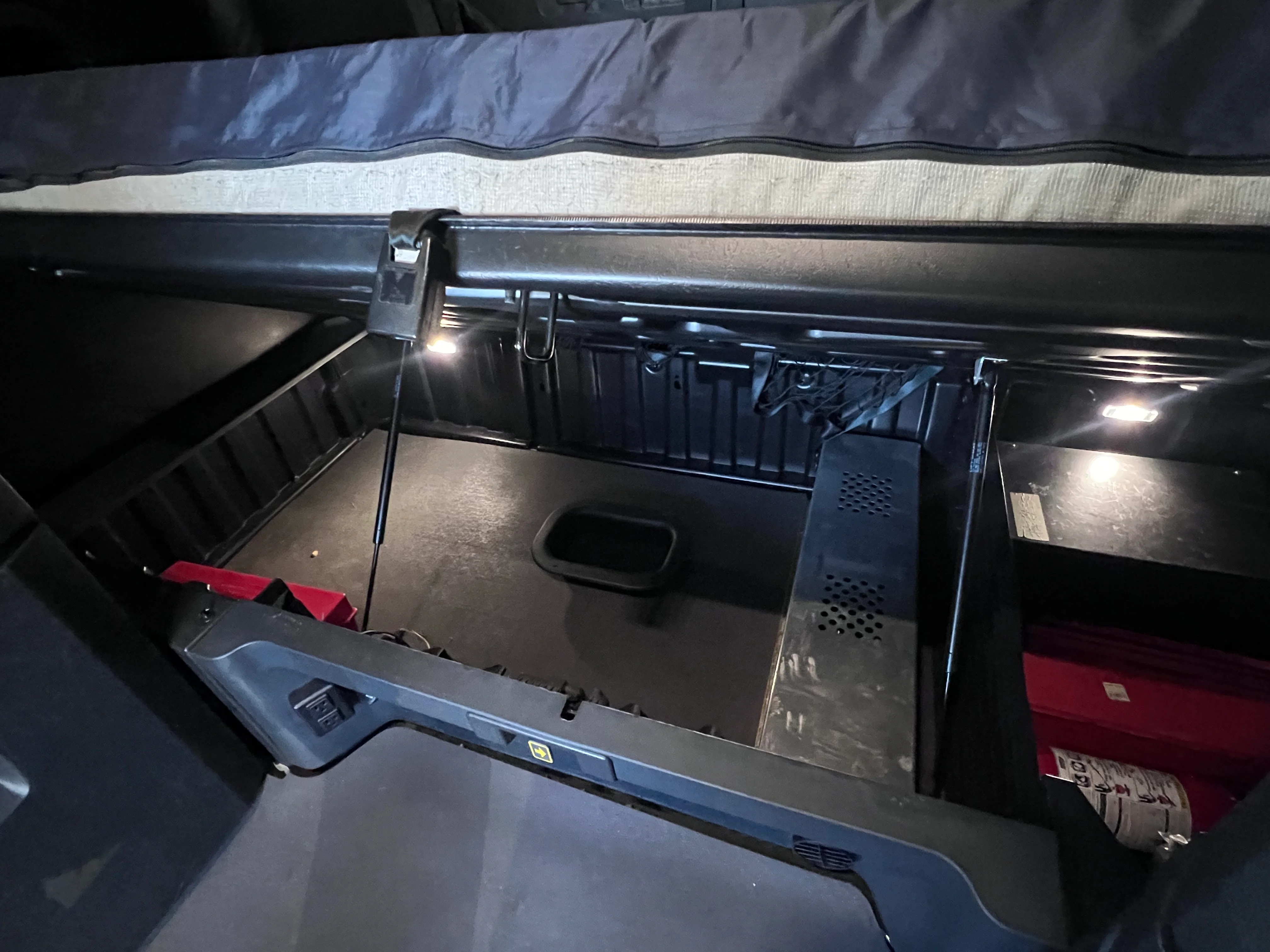 2023 Freightliner Cascadia in Nashville Isuzu, TN — photo 23