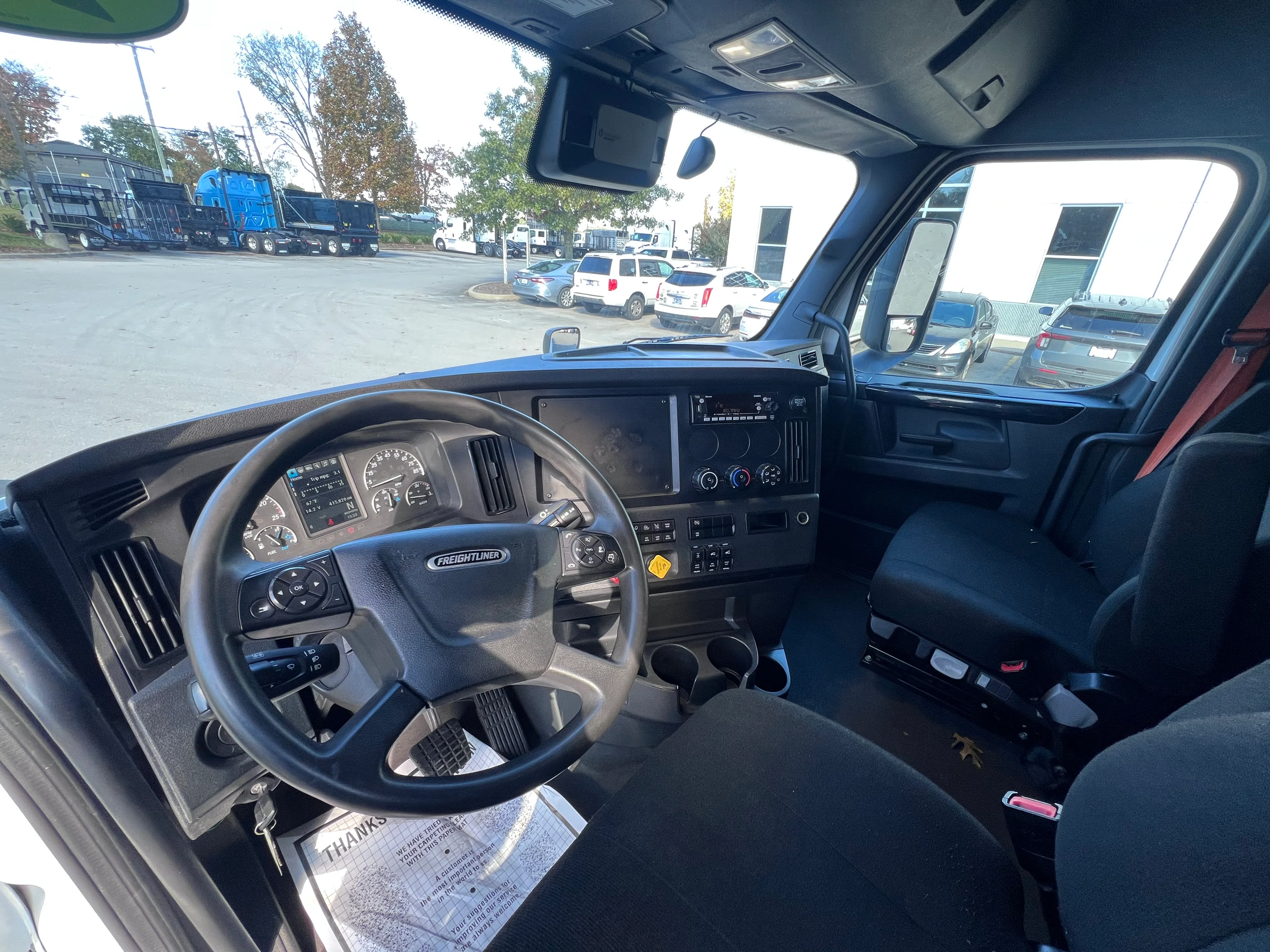 2023 Freightliner Cascadia in Nashville Isuzu, TN — photo 16