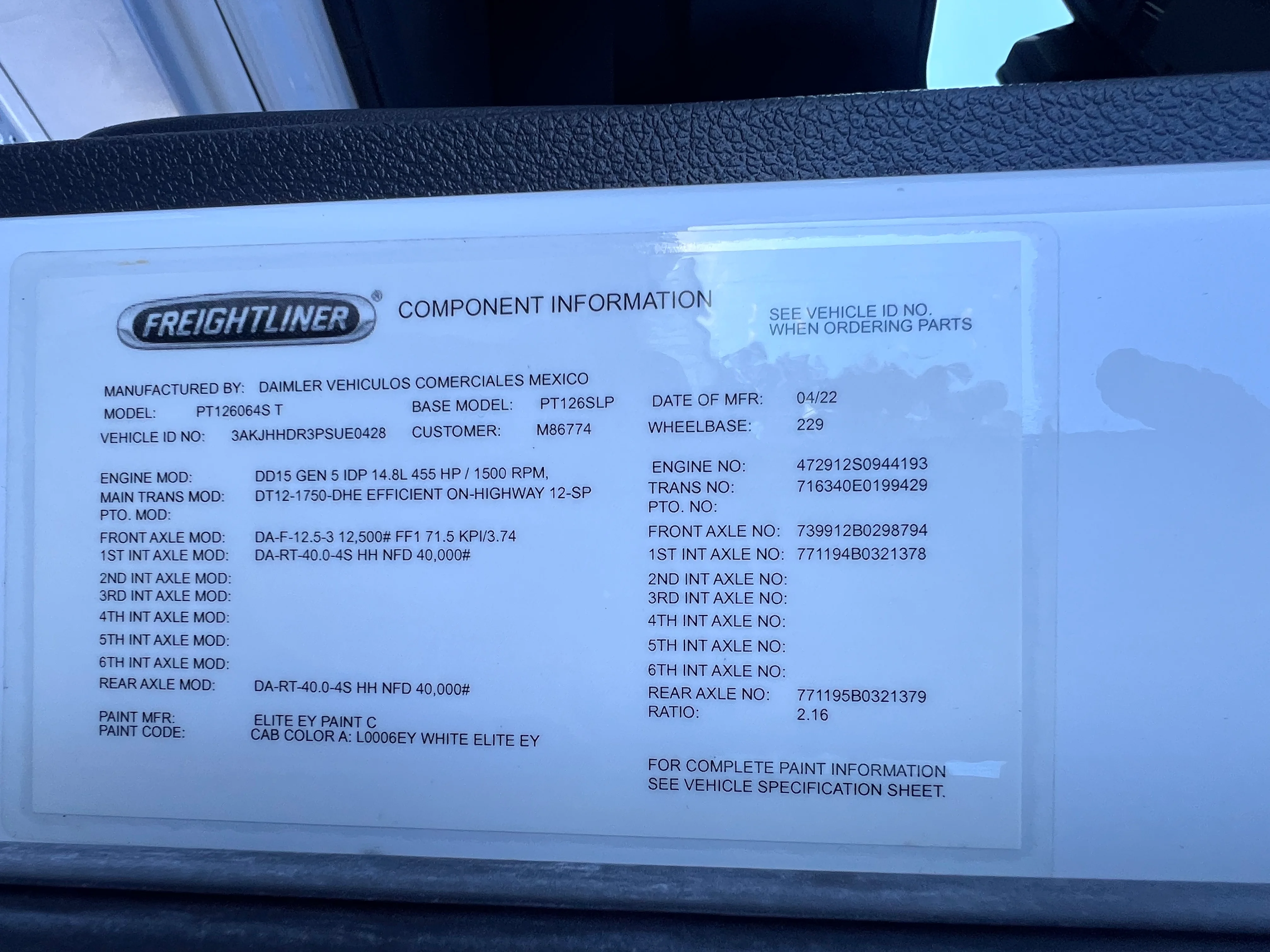 2023 Freightliner Cascadia in Nashville Isuzu, TN — photo 25