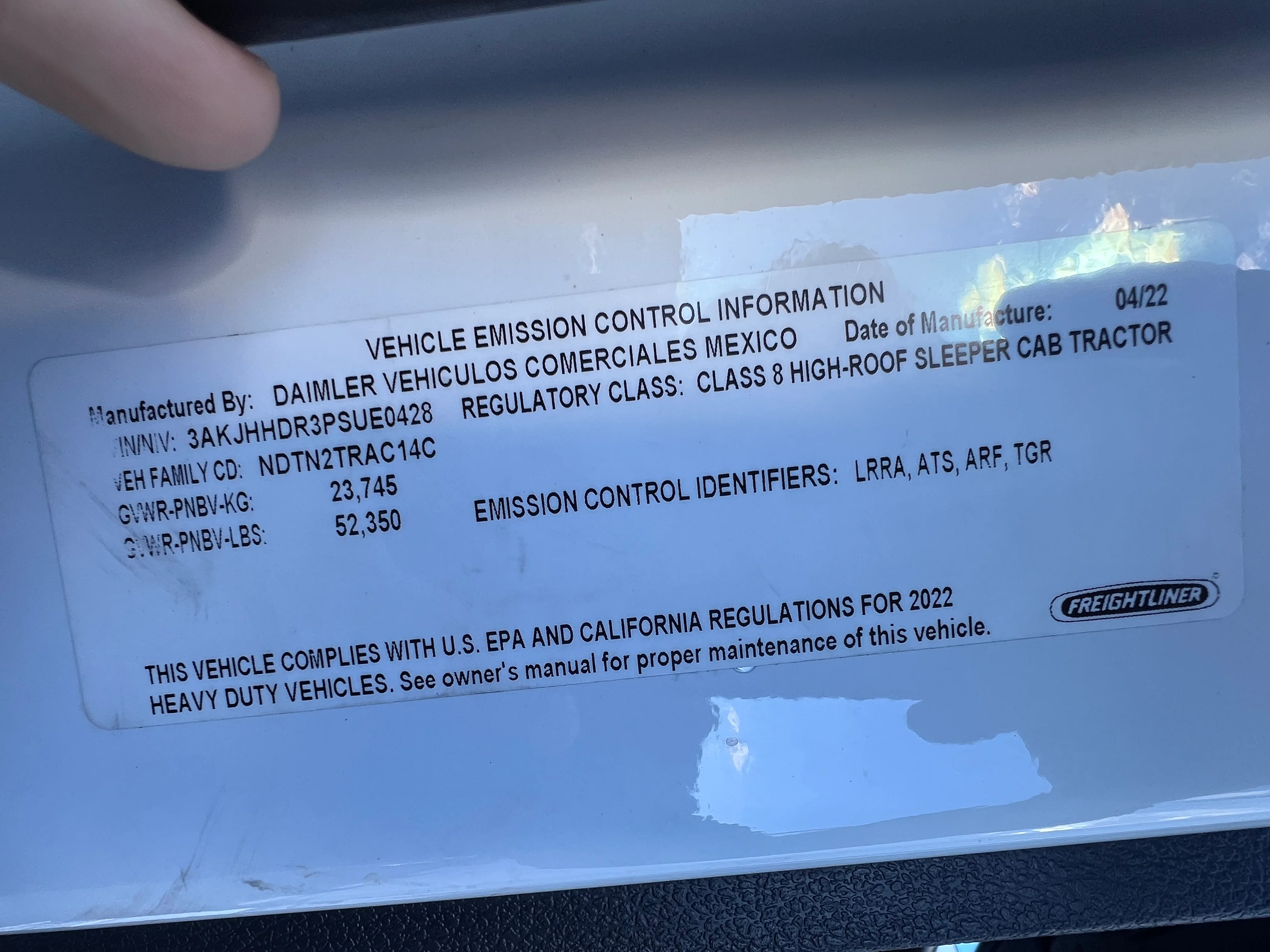 2023 Freightliner Cascadia in Nashville Isuzu, TN — photo 26