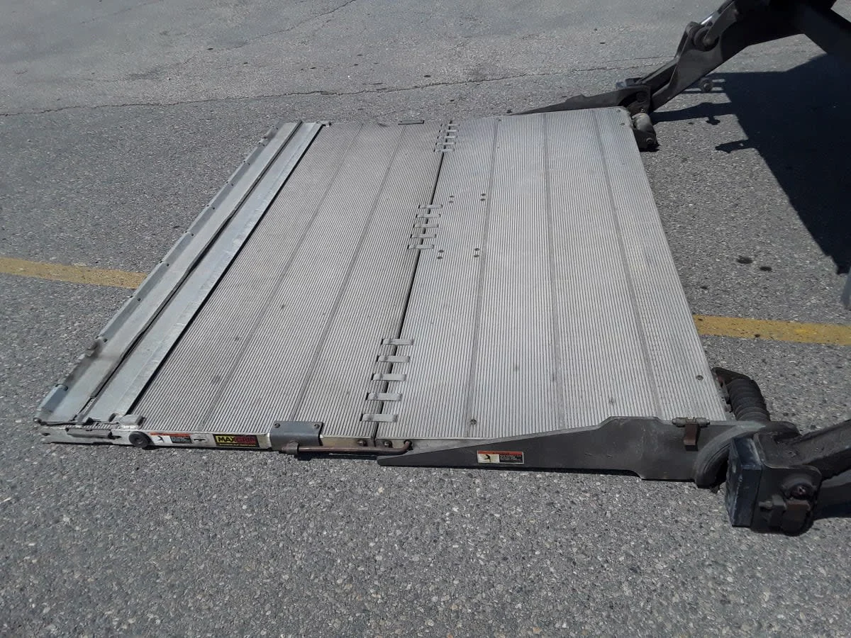 2020 International MV - image 11