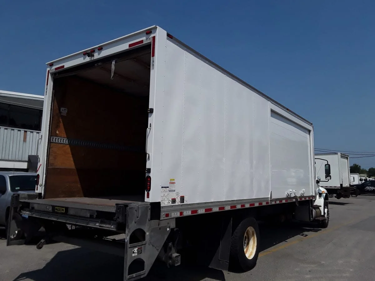 2020 International MV - image 4