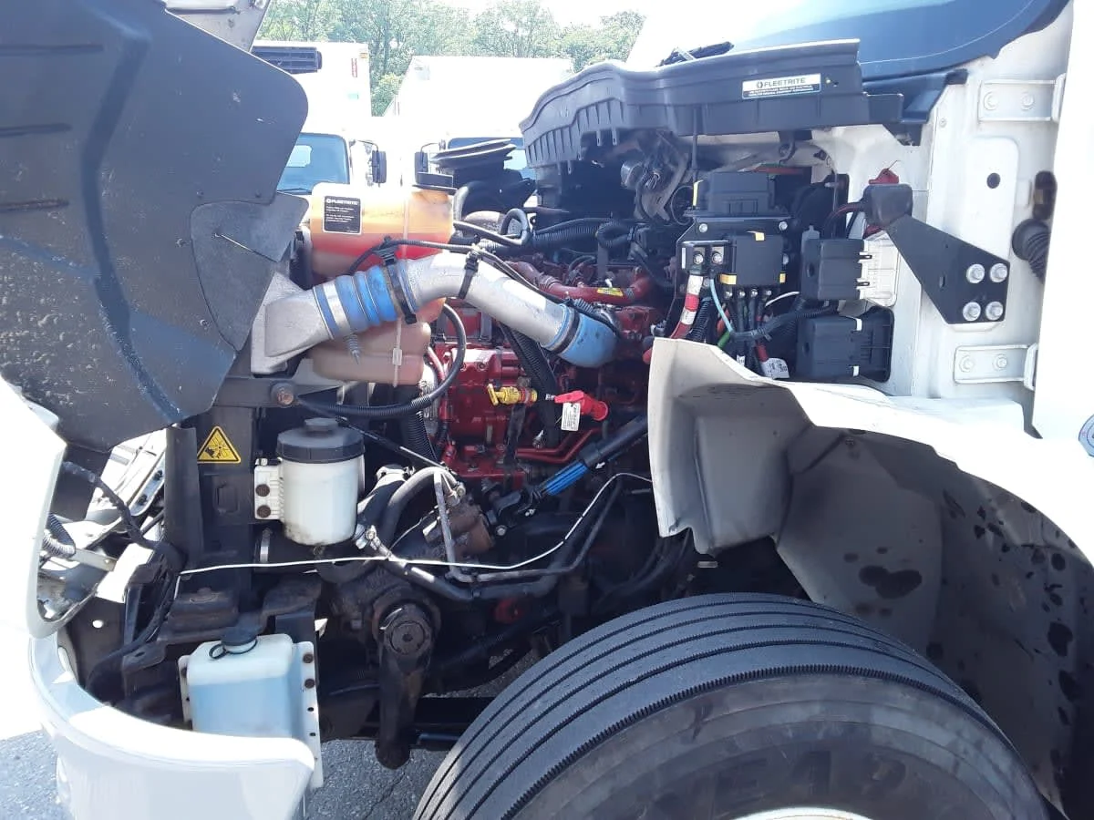 2020 International MV - image 9