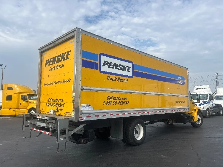 2022 International MV - image 5